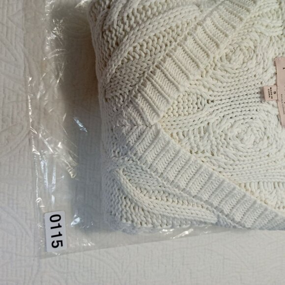 Philosophy Sweater Size S White Cable Knit V-Neck 61% Cotton Blend Womens - Picture 10 of 10